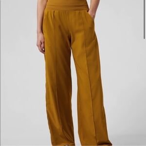 Athleta Nolita Wide Leg Pant Marigold Brass Gold Size 6